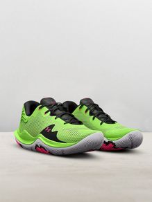 Under Armour _Sport runners size 6