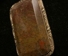 Antique Victorian Scottish agate brooch