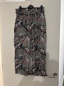 river island trousers