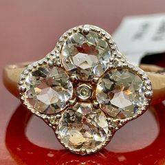 Sterlin silver ring with Morganites and Diamonds