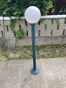 Outdoor Standing Light