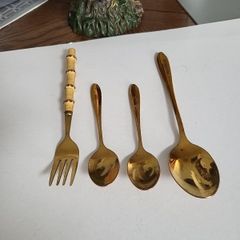 Set of cutlery