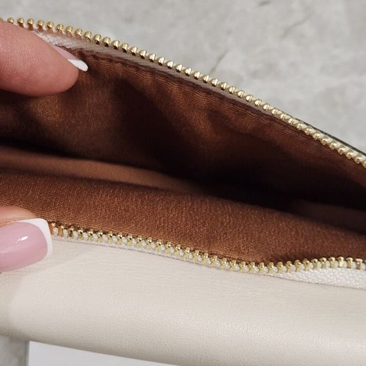 coach purse (brand new)Authentic