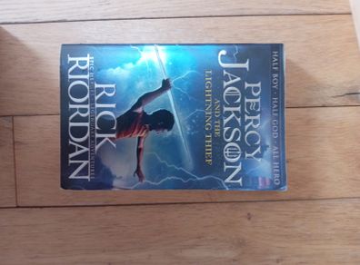 Percy Jackson and the Lightning Thief - Rick Riordan