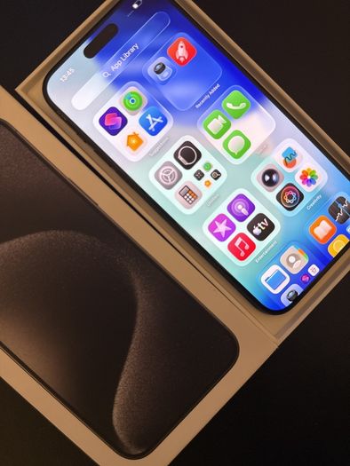 iPhone 15 pro Max, Black Titanium, 256GB, Unlocked