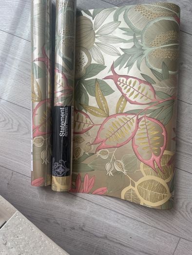 Statement Design Exotic Fruit Gold Wallpaper
