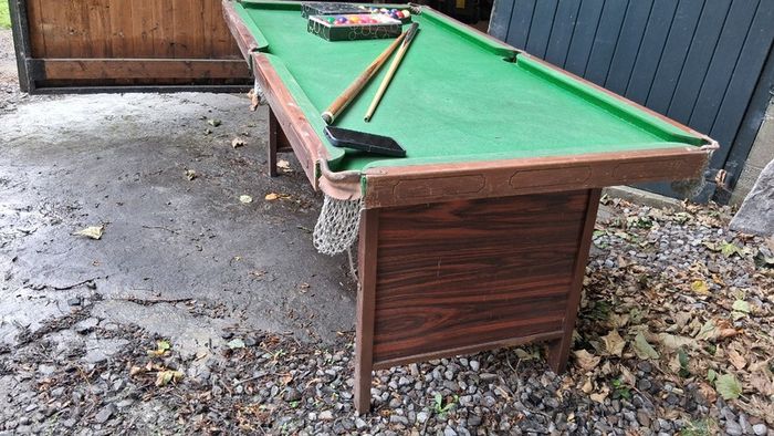 Snooker/Pool table