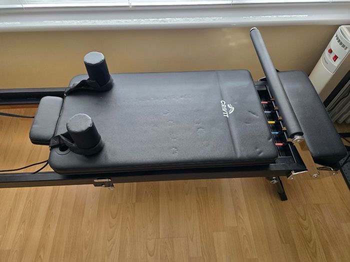 PILATES Reformer Machine (brand new)