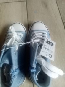 Girls canvas runnerboots size junior 13