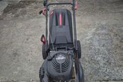 por lawn push lawnmower