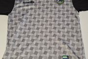 Limerick GAA Official O'Neills Hurling Jersey (Youths 11-12 Years) FREE POST