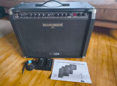 Behringer GMX210 V-Tone Combo