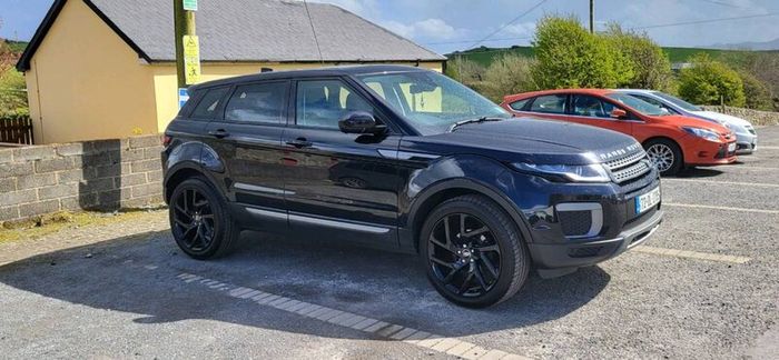 Range Rover Evoque  2 years NCT (March 2028)