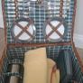 vintage picnic basket Image 4