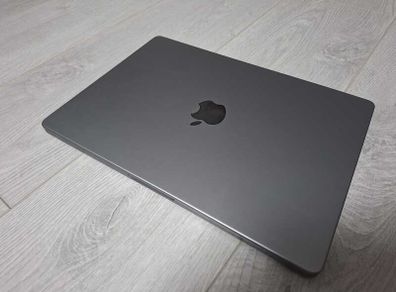 For Sale: MacBook Pro 14" M2 Pro, 16GB RAM, 512GB SSD Excellent Condition