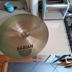 Sabian mid-range/semi pro ride