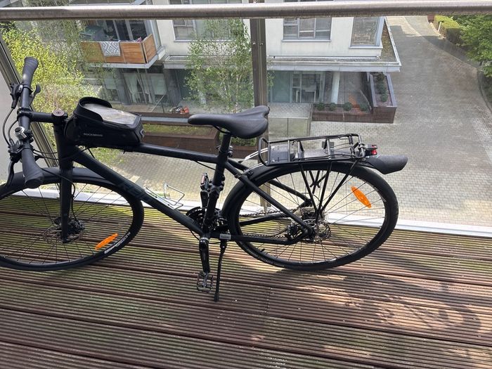 Reid x3 hybrid bike