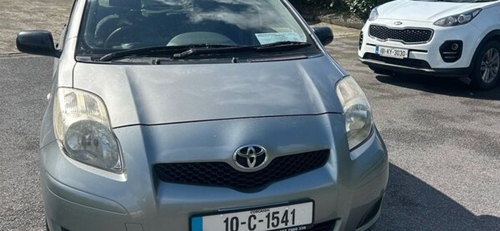 For sale 2010 Toyota Yaris 1.0 mint car