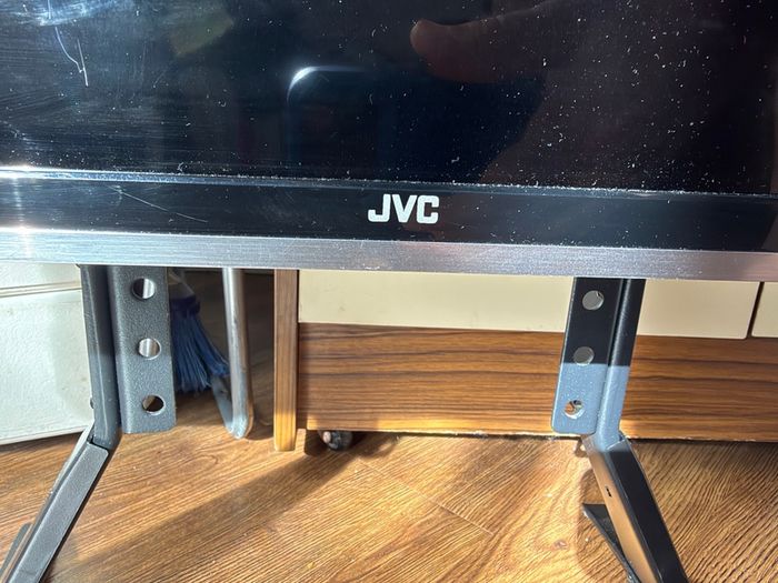 Jvc 32" HD ready smart tv