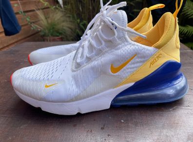 Nike 270 size 9