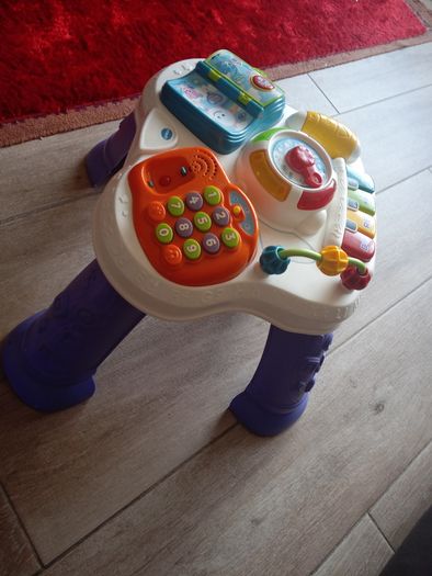 Vtech baby play and learn activity table