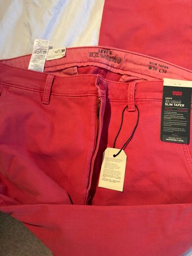 Levis Chinos Tapered