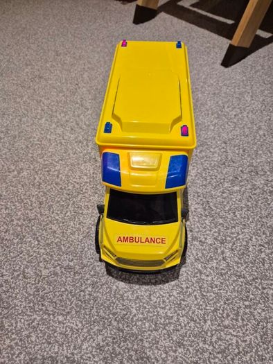 Ambulance toy (big)