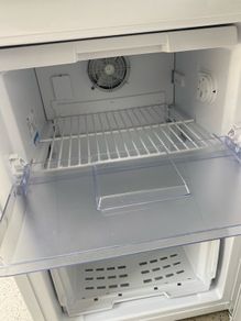 Under counter freezer