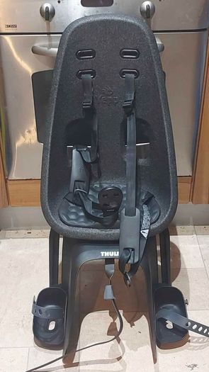 Thule Nexxt Maxxi baby seat.