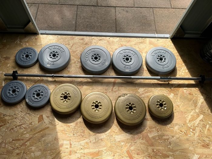 York barbell with clips and weights