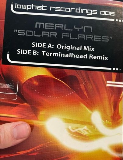40 x 12" electronic vinyl