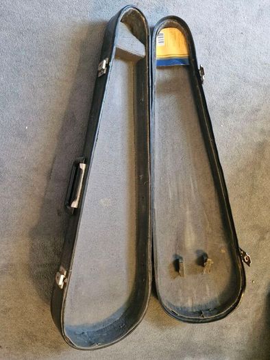 violin case