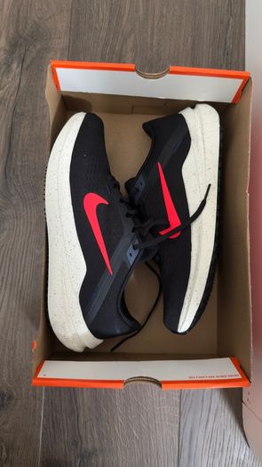 nike winflo 10 brand new