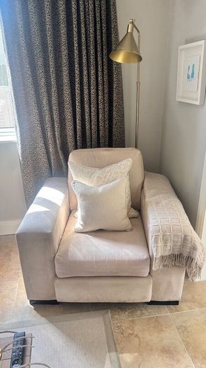 Sofa & Armchairs