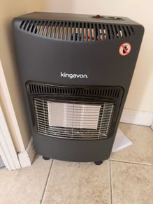 Kingavon Portable Gas Heater with gas bottle