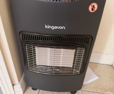 Kingavon Portable Gas Heater with gas bottle