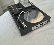 Stylophone Beat Drum Machine & Looper - Excellent Condition