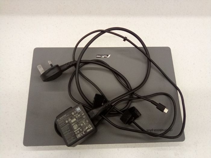 ASUS Chromebook Plus