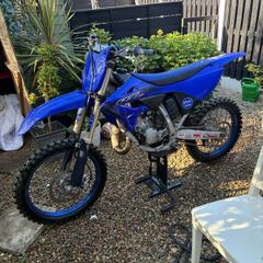 Yz 125 motor cross bike