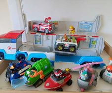 Paw Patrol Transporter Truck  Vehicles & Figures Bundle