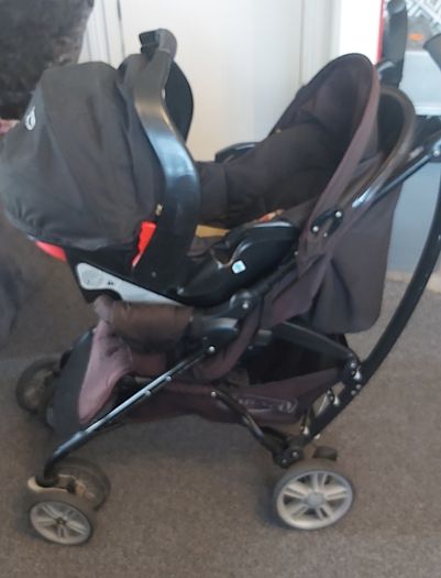 Graco stroller with infant car seat