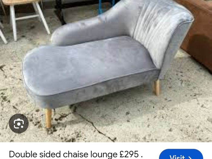chaise lounge