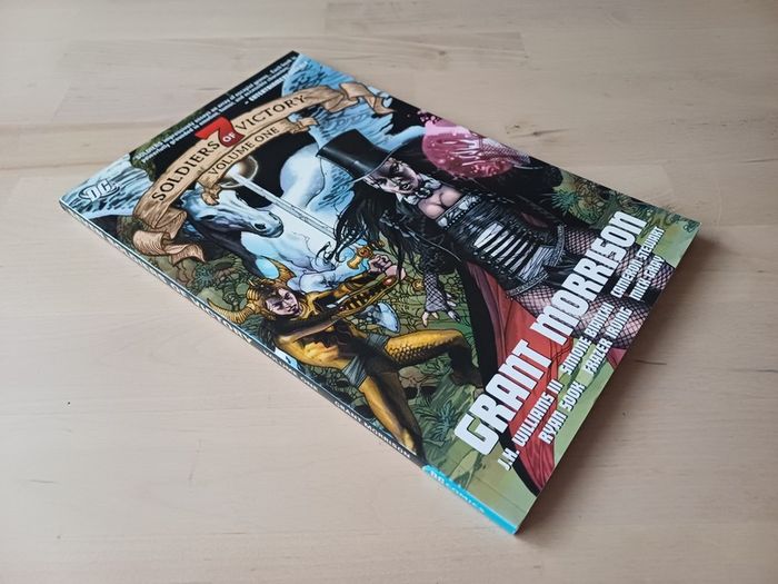 Seven Soldiers of Victory by Grant Morrison (Volume 1 to 4 DC Comics Graphic Novels 2006)