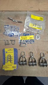 Stainless marine swivels, shackles etc
