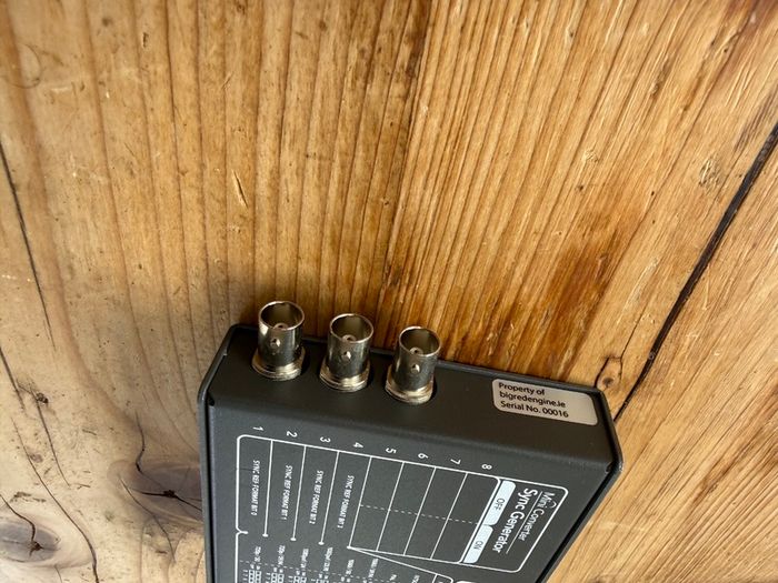 Blackmagic Mini Converter Sync Generator