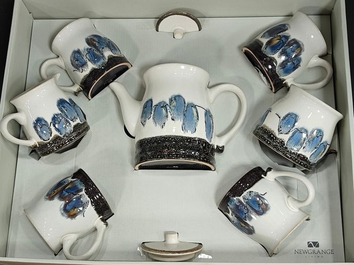 Newgrange Living Emma Pottery Tea Set, 7 Piece BRAND NEW