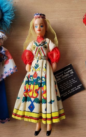 Vintage collectibe Rexard dolls