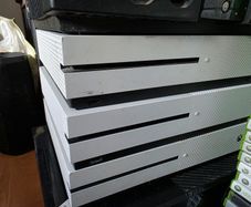 3 Xbox One S