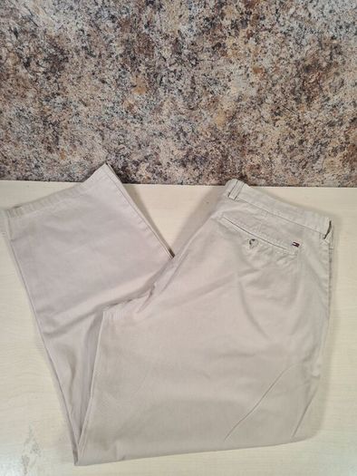 mens TOMMY HILFIGER chinos trousers jeans beige brown Size W38 L 32