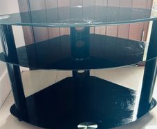 Corner TV glass unit
